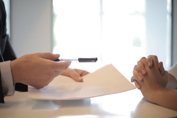 Automatic Invoicing for Service Businesses in Spain